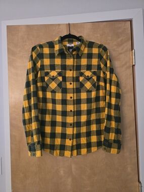Levi's NFL Yellow and Dark Green Plaid Button-Down Shirt - Green Bay Packers
